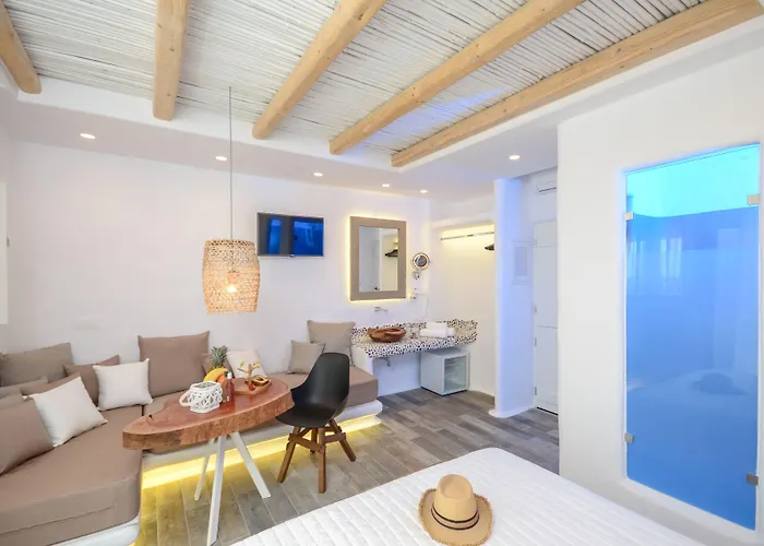 Naxos Island Escape *