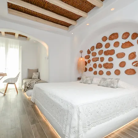 Naxos Island Escape Pláka