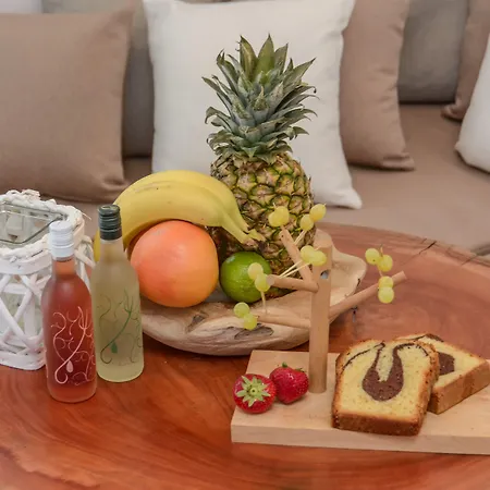 Naxos Island Escape Pláka